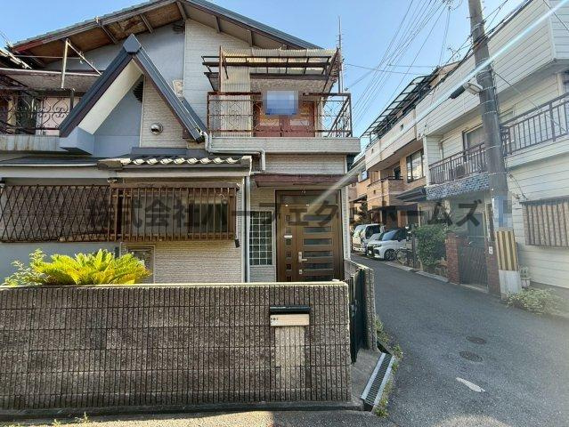 豊里町テラスハウス　賃貸の外観|外観もきれいです