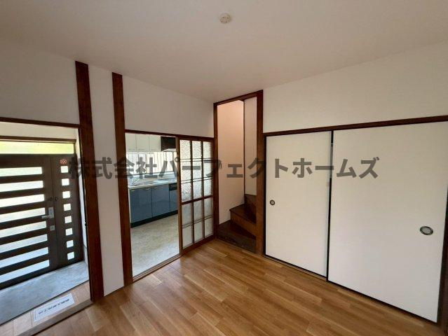 豊里町テラスハウス　賃貸の洋室|ゆったりした洋室です