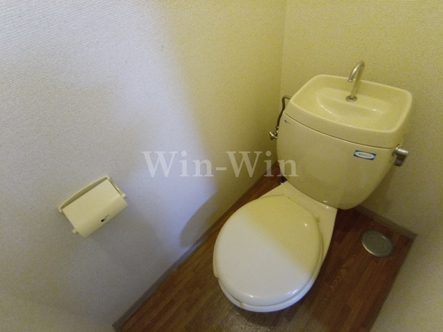 サンコーポ柱東山 Bのトイレ|イメージ（同建物内別部屋の写真です）