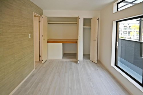 小松南町2丁目中古戸建の居間・リビング