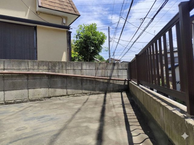 所沢市上安松中古戸建の庭