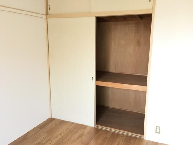 グランドール柏南Ｂ棟の収納