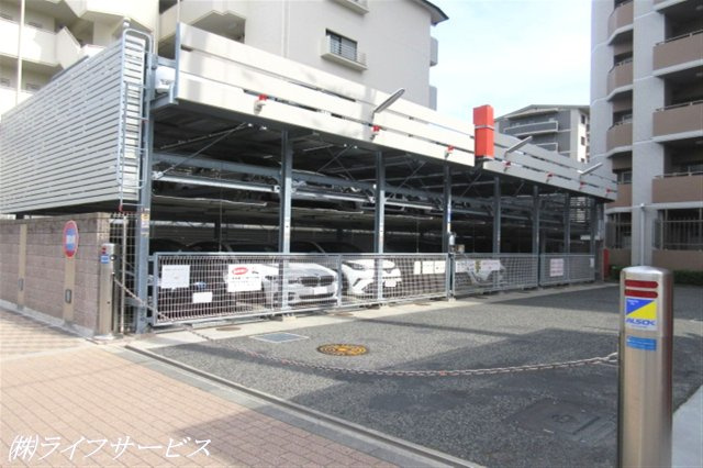 【駐車場】 | ルネシティパークス東三国 | 敷地内駐車場