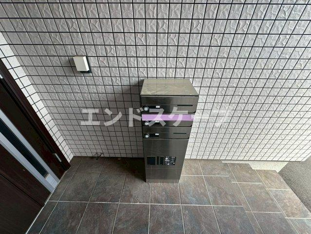 ブルーグラスのエントランス|高崎、前橋のお部屋探しはエンドスケープまで！お客様の理想お聞かせ下さい♪