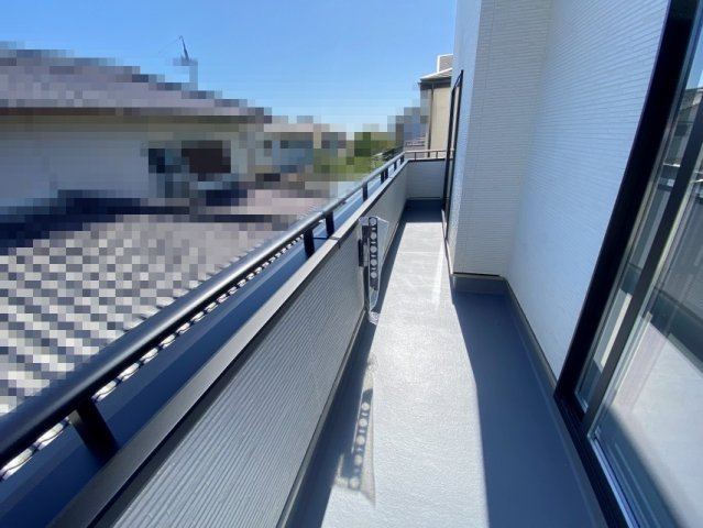 明石市大久保町高丘１丁目　新築戸建のバルコニー
