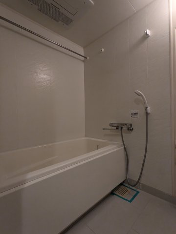 日々の疲れを癒すお風呂付です