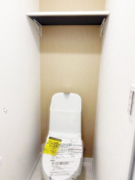 あすなろマンションのトイレ|ドキドキの新生活も、安心してスタート。ぴったりの住まいを見つけませんか？クランディアが一緒に住まい選びをサポートします‼　まずは、お気軽にお問合せください　＃クランディア