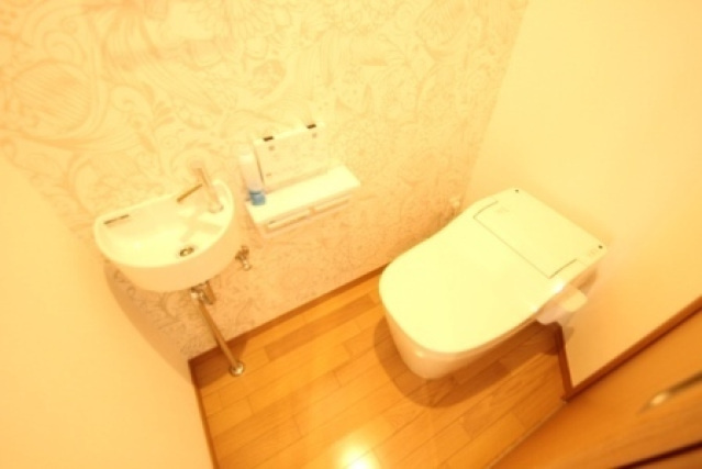 PINE HORSEのトイレ|ゆったりとした空間のトイレです