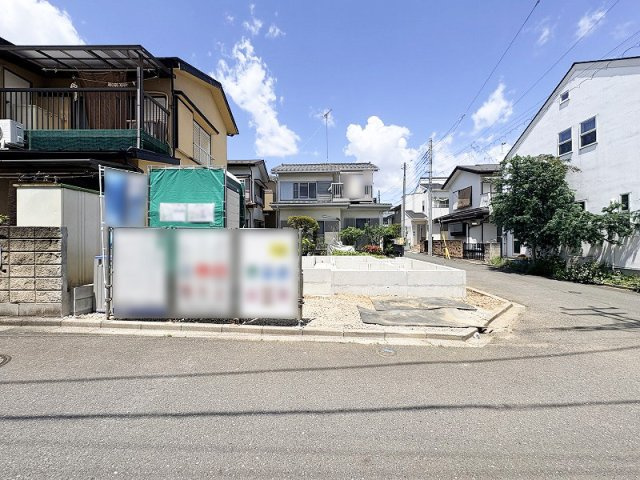 【外観】 | 新座市野寺4丁目　新築一戸建住宅　全1棟　(保谷店) | 小中学校まで徒歩15分以内。お子様の登下校の負担も少なめです。