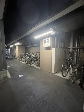 【駐車場】URBAN FLATS江坂