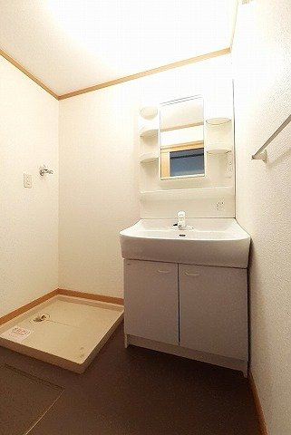 ヴァン　アヴェニールＡの洗面所