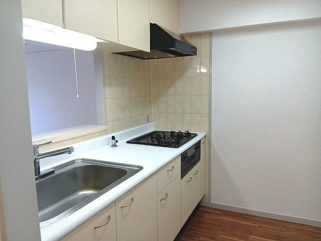 大和市下鶴間の賃貸マンションのキッチン