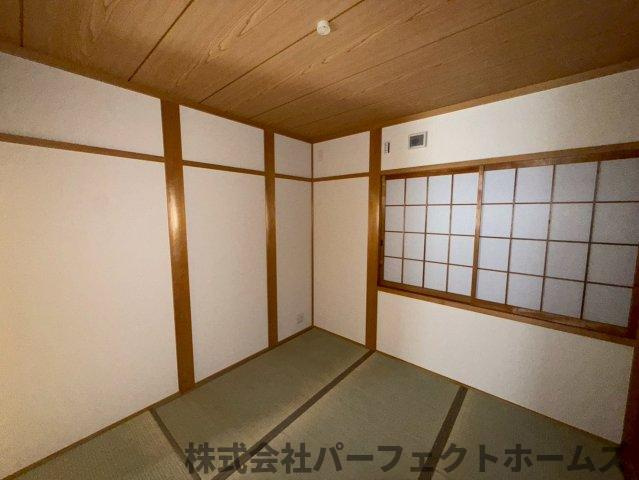 野村中町戸建の和室|フローリングだけでなく、和室もあります