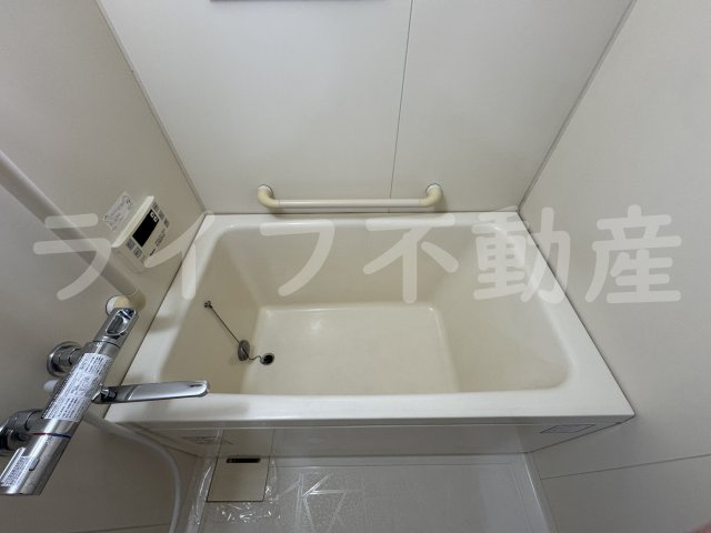 シュロス若江の浴室|お風呂です