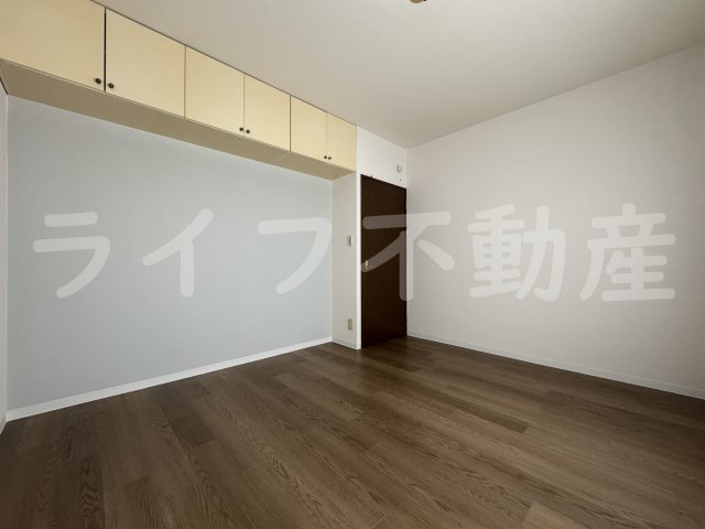 シュロス若江の洋室|スタンダードな洋室です