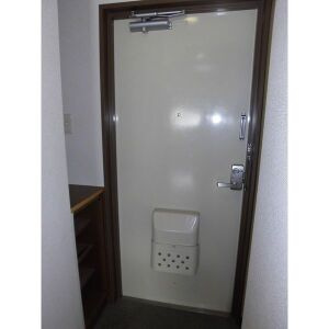 クレールショーワIVの玄関