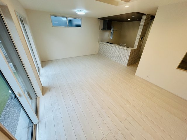 千葉市稲毛区宮野木町の居間・リビング