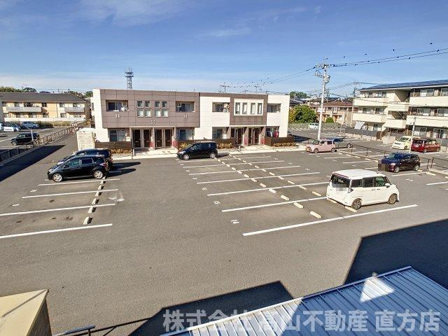 パルティール　Ａ棟の駐車場