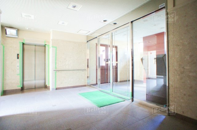 ウィーヴ花畑マークタワーのロビー|オートロック付きで安心です★