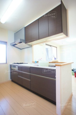 ウィーヴ花畑マークタワーのキッチン|使い勝手の良いカウンターキッチン♪