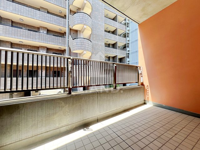 カルシア姪浜ノヴァリア　姪北小学校区のロビー|カルシア姪浜ノヴァリア