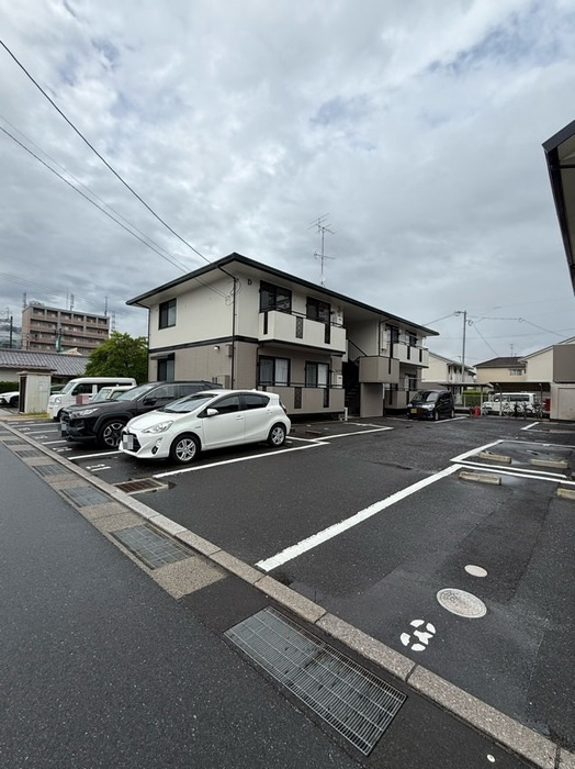 アビーロード D棟の駐車場|駐車場