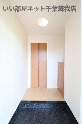クローバーの玄関|明るい玄関です