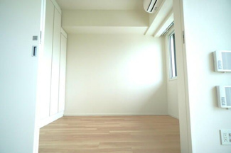 【寝室】 | Ｊ．ＧＲＡＮ　Ｃｏｕｒｔ　品川西大井ＷＥＳＴ