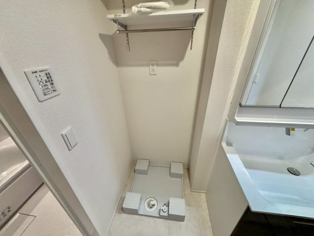 Anpool　B棟の洗面所