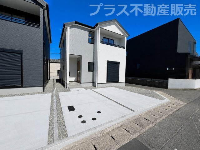 【外観】 | 福岡市早良区野芥7丁目4期　2号棟（全2棟）【仲介手数料無料・0円】 | 現地写真。プラス不動産販売なら、現場の全ての棟をまとめてご見学頂けます。