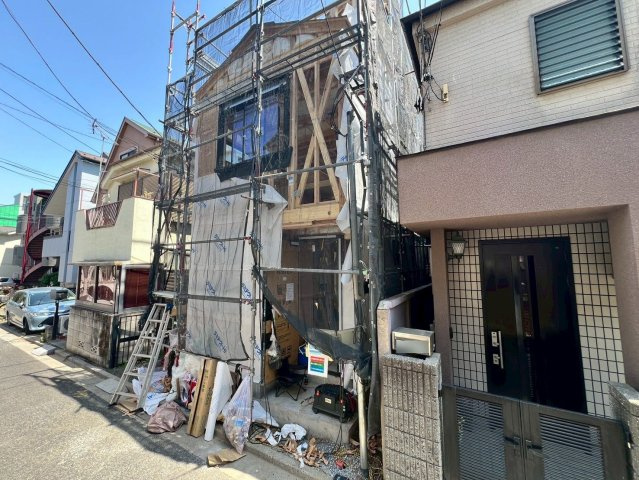 【外観】 | 練馬区貫井３丁目　新築戸建て | 建築中
