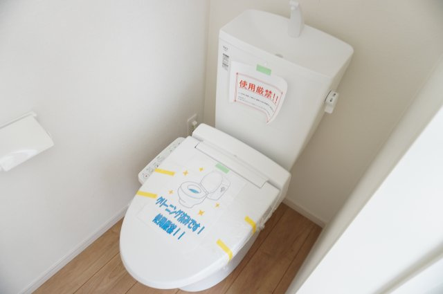 越谷市大沢 新築分譲住宅のトイレ|1階