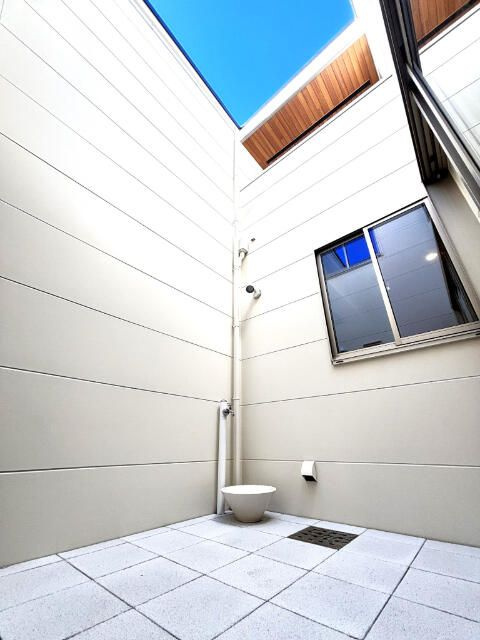 【庭】