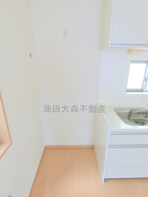池上３丁目貸家のキッチン|冷蔵庫置き場