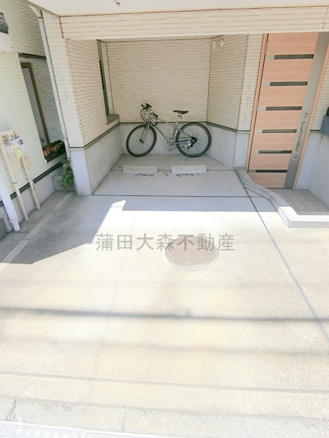 池上３丁目貸家の駐車場|駐車場