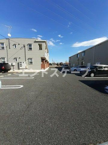 ソレイユコートＣの駐車場|高崎、前橋のお部屋探しはエンドスケープまで！お客様の理想お聞かせ下さい♪