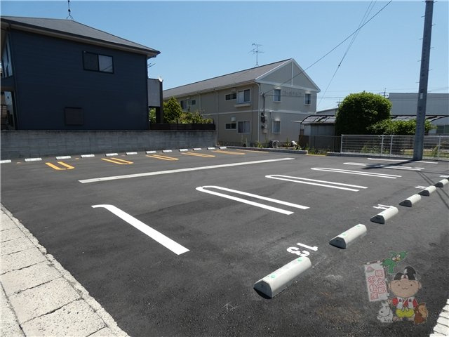 光テラス Ⅱの駐車場