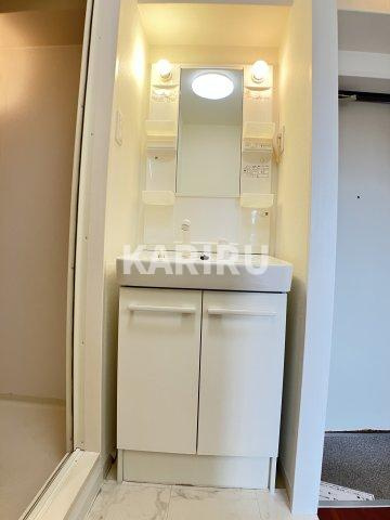 ガーディアンズパレス高殿の洗面所