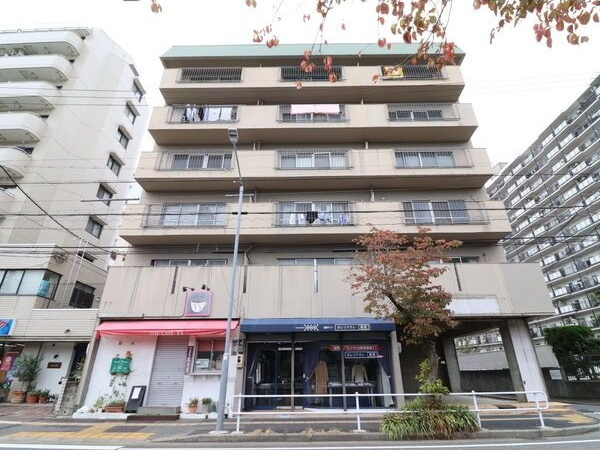 タマキビルの外観