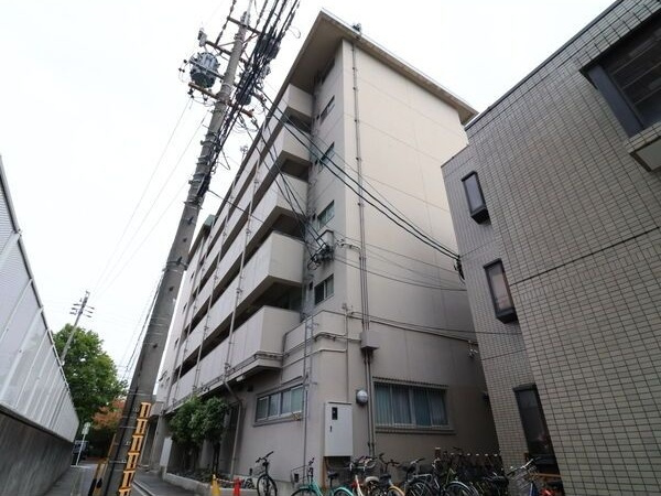 タマキビルのバルコニー