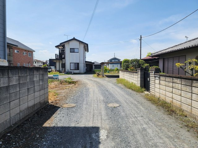 高崎市下佐野町売土地の前面道路含む現地写真