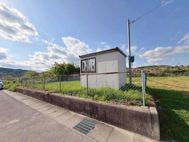 売土地　千代川町北ノ庄荒牧の前面道路含む現地写真