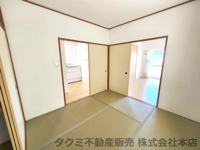 グリーンコーポジェームス山　壱番館の和室
