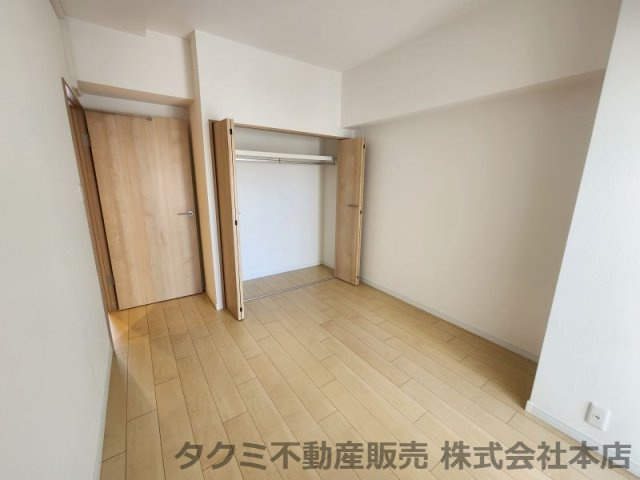 グリーンコーポジェームス山　壱番館の洋室
