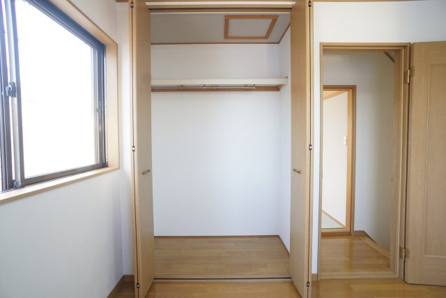 口谷西3丁目戸建の収納