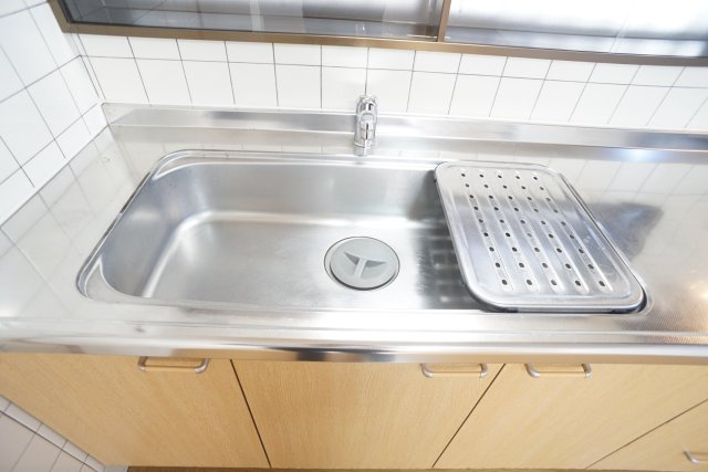 口谷西3丁目戸建のキッチン