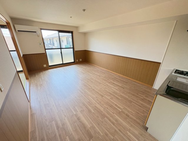 ミルフィーユ参番館の居間・リビング