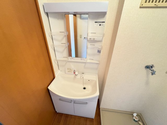 ミルフィーユ参番館の独立洗面台