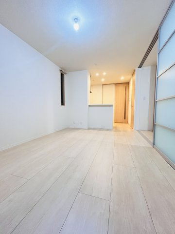 【居間・リビング】グリーンフォレスト西宮4