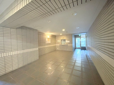 【エントランス】 | ライオンズマンション星田